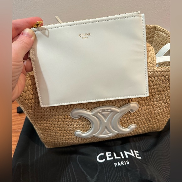 CELINE SMALL CABAS THAIS IN RAFFIA AND CALFSKIN
TAN - Picture 4 of 8